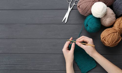  Hand knitting